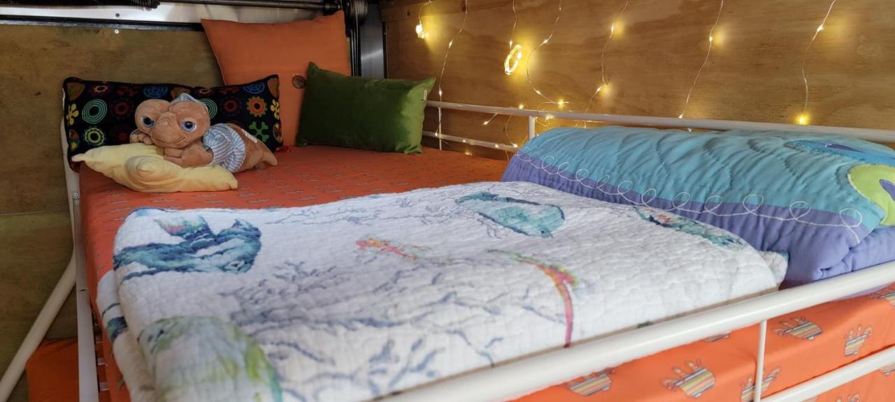 诺科米斯 Sleep Birds Glamping Trailer 5Min To The Beach酒店 外观 照片