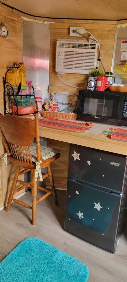 诺科米斯 Sleep Birds Glamping Trailer 5Min To The Beach酒店 外观 照片